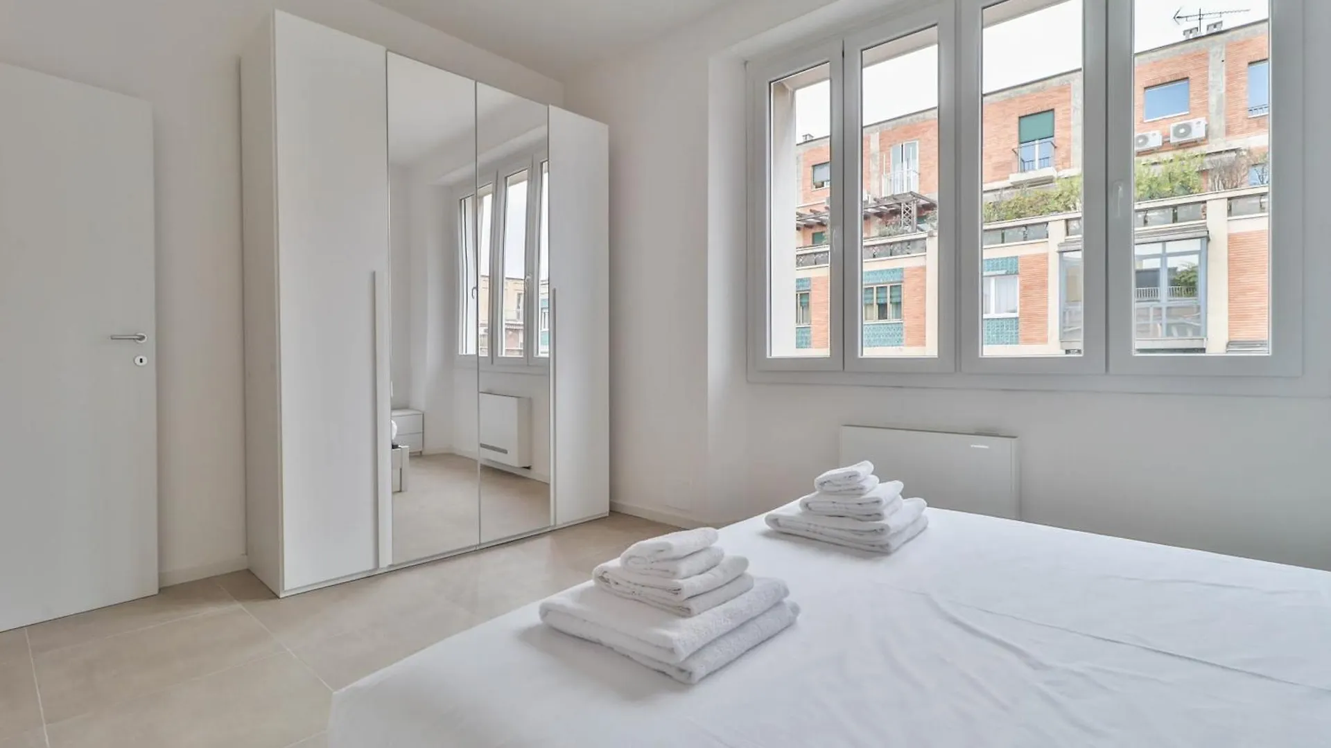 Arcos - 10 Minutes Walk To Piazza Maggiore Bologna 0*,  Italy