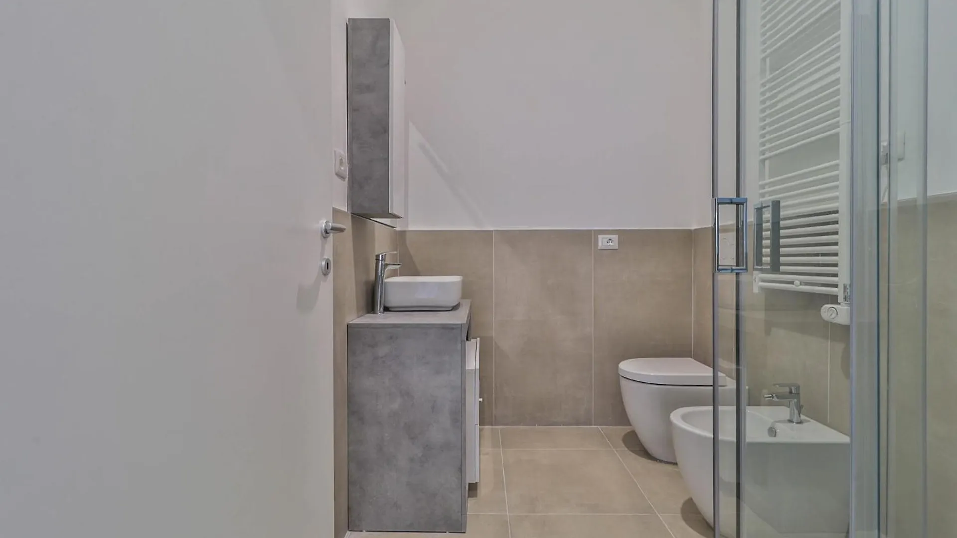 Apartment Arcos - 10 Minutes Walk To Piazza Maggiore Bologna Italy